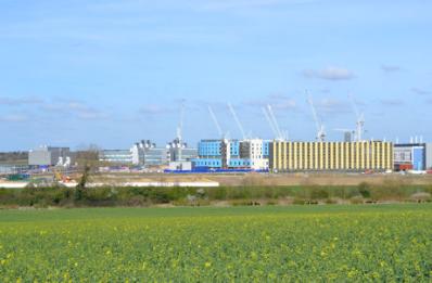 Looking from White Hill to the Cambridge Biomedical Campus, with the secondary AstraZeneca building, the new Papworth Hospital and the Multi-Storey Car Park. Photo: Andrew Roberts, 26 March 2017.