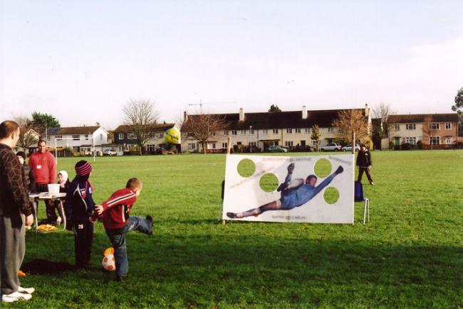 ChYpPS-led sports activities on the playing field, Trumpington Christmas Fair, 27 November 2010. Photo: Andrew Roberts.