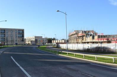 Construction work at the further end of Ellis Road, Addenbrooke�s Road, Paragon and Seven Acres development, 9 November 2014.