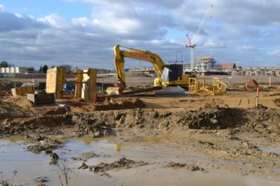 Initial groundwork on the Paragon site by Addenbrooke’s Road, Clay Farm. Photo: Andrew Roberts, 2 February 2013.