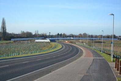Looking towards the Seven Acres area from Addenbrooke’s Road bridge. Photo: Andrew Roberts, 2 December 2011.