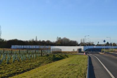 Fencing surrounding the eastern end of the Seven Acres area, from Addenbrooke’s Road. Photo: Andrew Roberts, 2 December 2011.