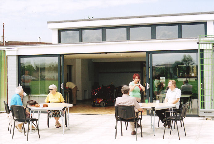 Trumpington Pavilion Open Day: visitors on the patio, 8 August 2009. Photo: Andrew Roberts.