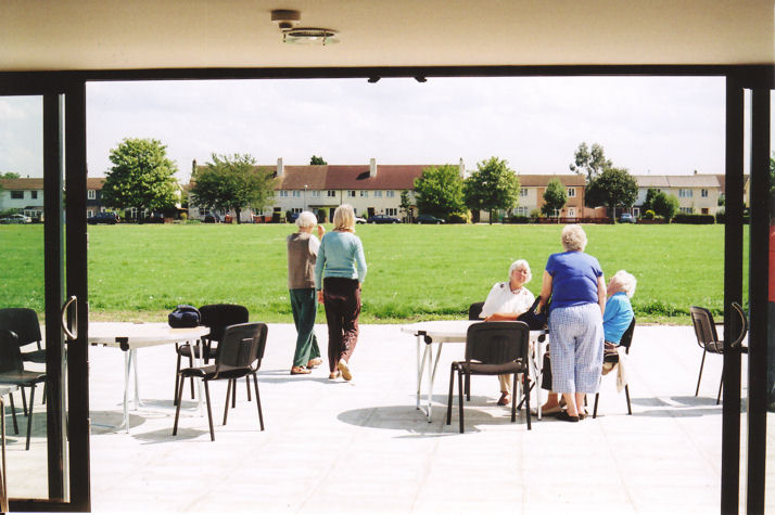 Trumpington Pavilion Open Day: visitors on the patio, 8 August 2009. Photo: Andrew Roberts.