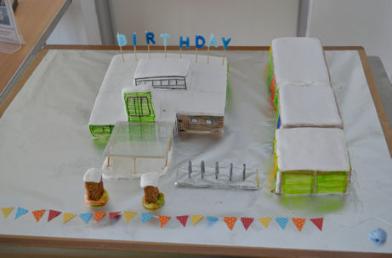 Cake decorated as the Pavilion, for the Pavilion�s 5th birthday party. Photo: Andrew Roberts, 25 October 2014.